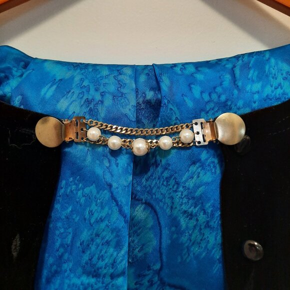 Vintage Gold-tone Sweater Clip - Picture 2 of 2